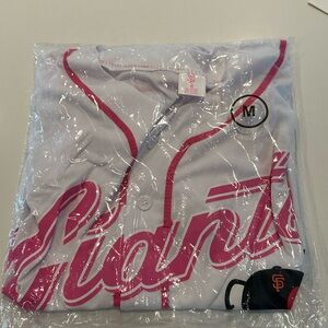 Limited Addition 2025 Giants Hello Kitty Jersey (size medium)